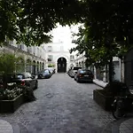 Residence D\'Exception Renovee Par Architecte - Paris 10