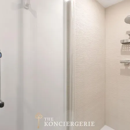 D'exception Renovee Par Architecte - 10 Parigi